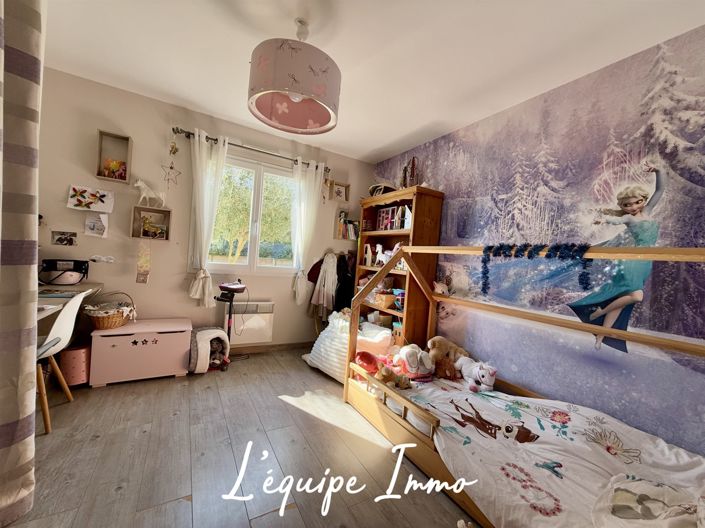 Image No.13-3 Bed House for sale