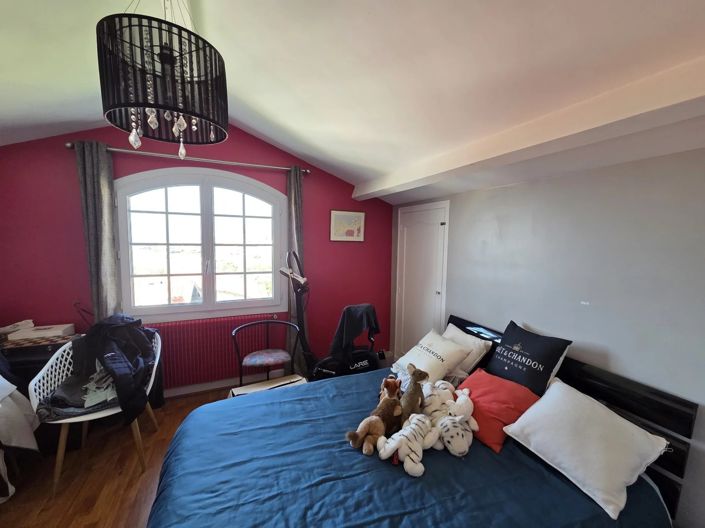 Image No.10-House for sale