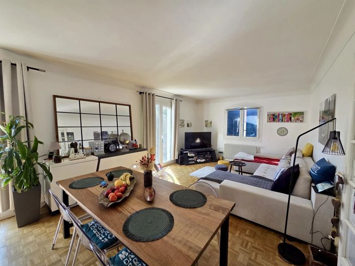 Image No.5-House for sale