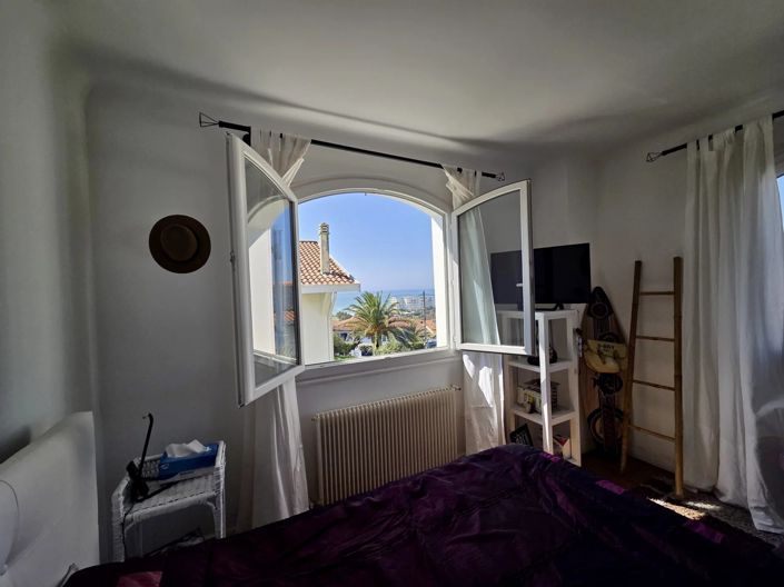 Image No.9-House for sale