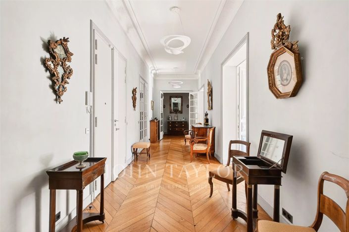Image No.10-3 Bed Apartment for sale