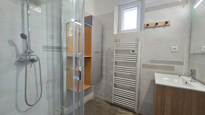 Image No.15-5 Bed House for sale