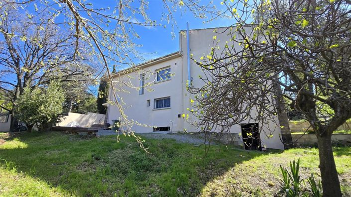 Image No.17-5 Bed House for sale