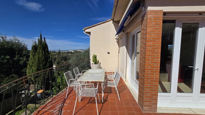 Image No.3-5 Bed House for sale