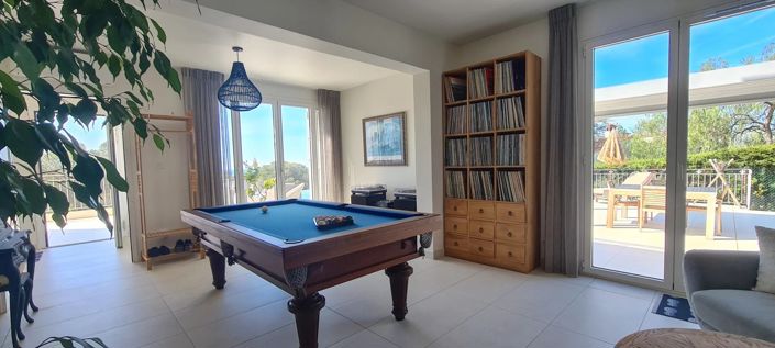 Image No.10-4 Bed House for sale