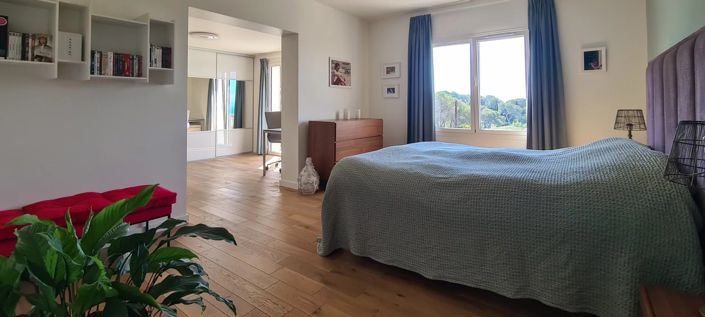 Image No.11-4 Bed House for sale