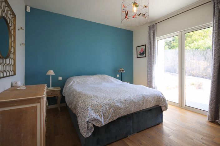 Image No.16-4 Bed House for sale