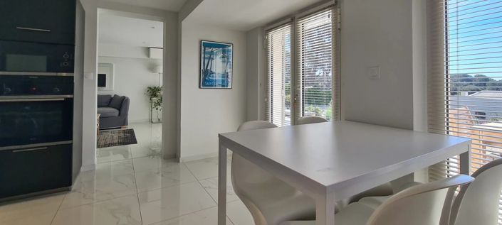 Image No.21-4 Bed House for sale