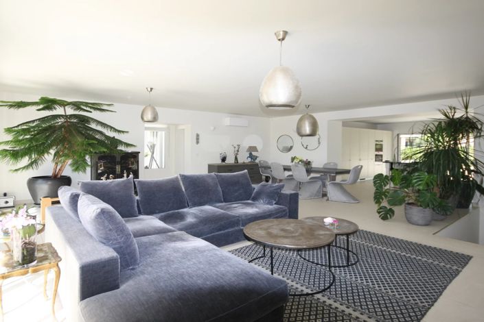 Image No.9-4 Bed House for sale