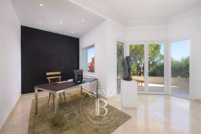 Image No.4-3 Bed Apartment for sale