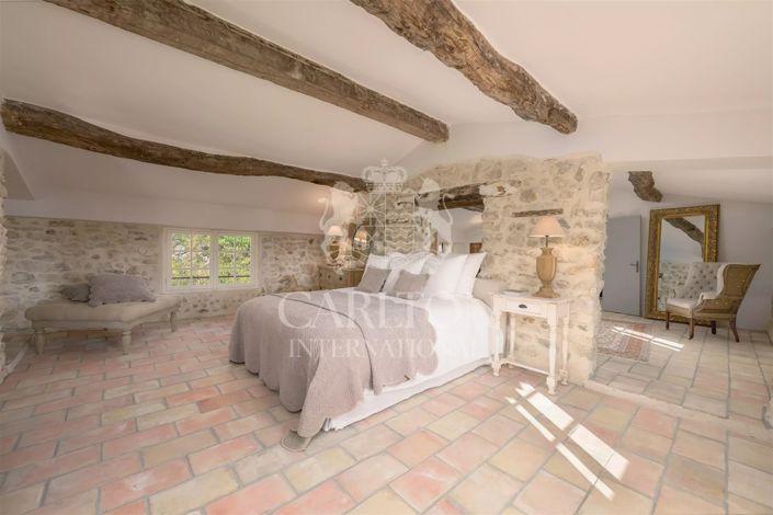 Image No.11-5 Bed House for sale