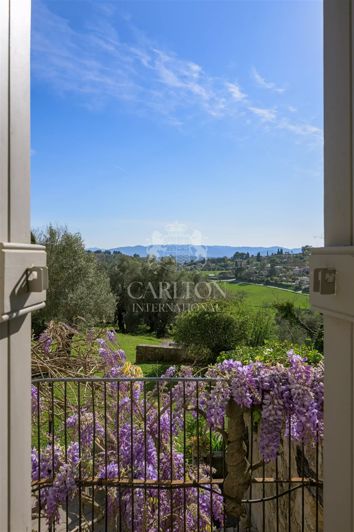 Image No.28-5 Bed House for sale