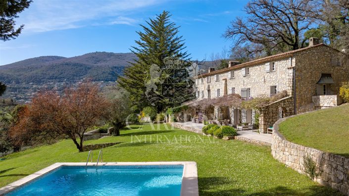 Image No.3-5 Bed House for sale