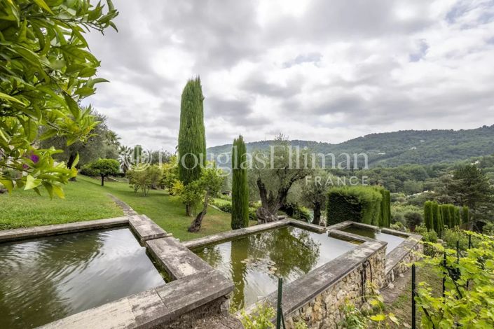 Image No.17-9 Bed House for sale