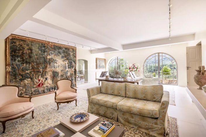 Image No.9-9 Bed House for sale