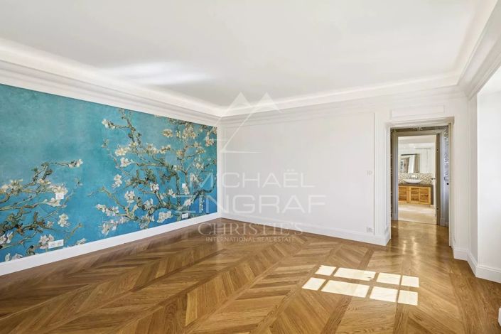 Image No.11-6 Bed House for sale