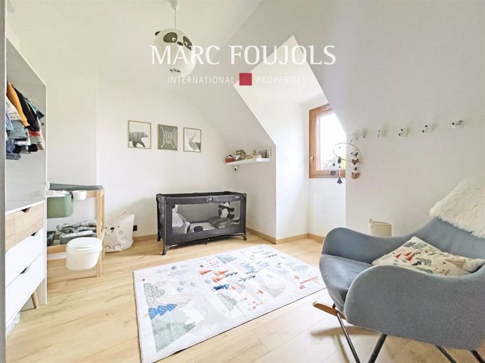 Image No.11-3 Bed House for sale