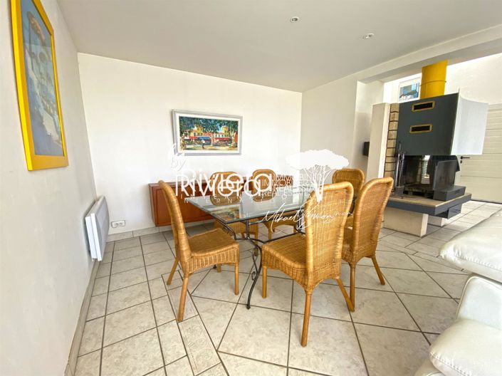 Image No.14-5 Bed House for sale