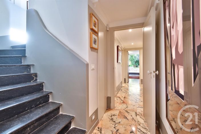 Image No.11-4 Bed House for sale