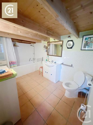 Image No.12-5 Bed House for sale