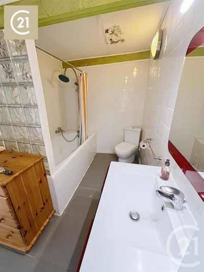 Image No.16-5 Bed House for sale