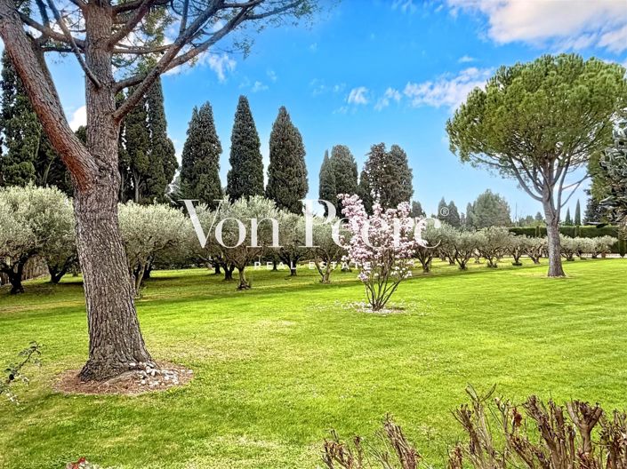 Image No.2-5 Bed House for sale