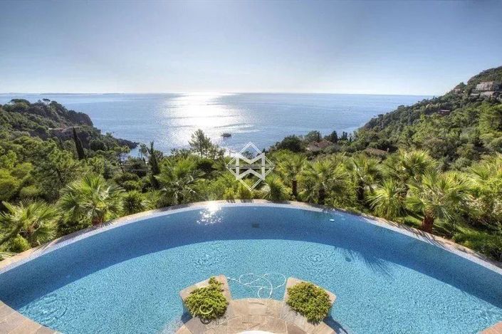 Image No.2-Maison de 5 chambres à vendre à Théoule-sur-Mer