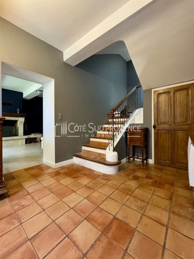 Image No.14-6 Bed House for sale