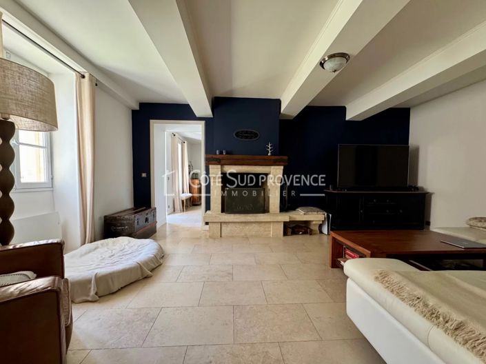 Image No.15-6 Bed House for sale