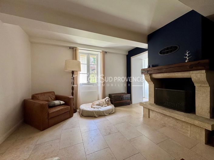 Image No.16-6 Bed House for sale