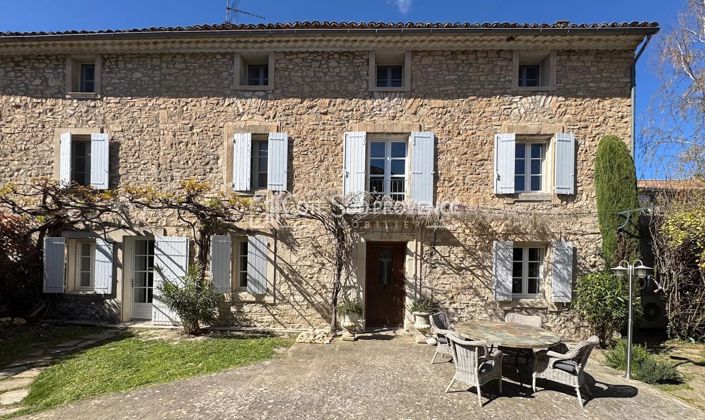 Image No.2-6 Bed House for sale