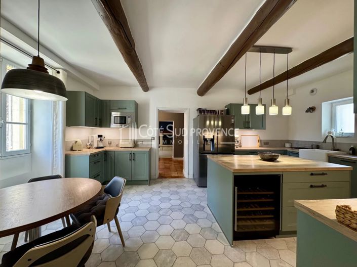 Image No.22-6 Bed House for sale