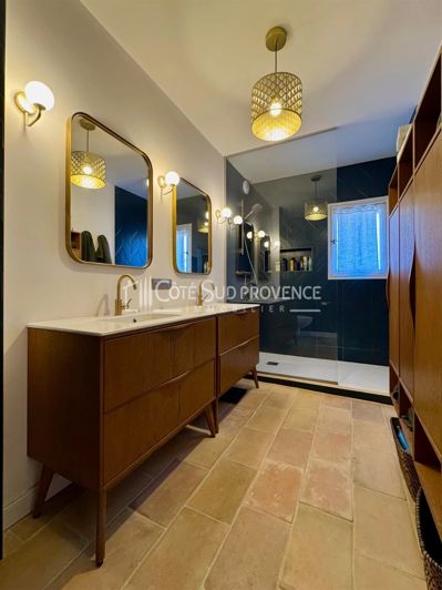 Image No.35-6 Bed House for sale