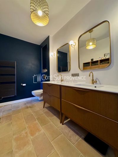 Image No.36-6 Bed House for sale