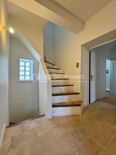 Image No.46-6 Bed House for sale