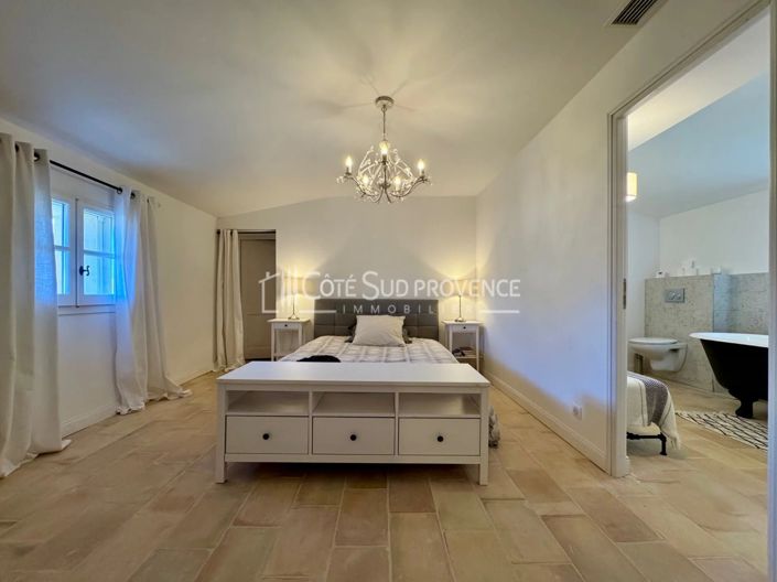 Image No.53-6 Bed House for sale