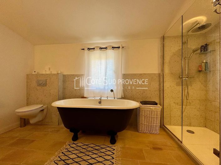 Image No.57-6 Bed House for sale