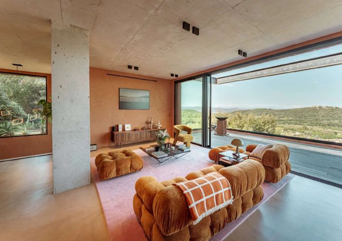 Image No.3-5 Bed House for sale