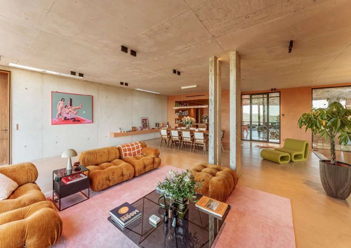 Image No.4-5 Bed House for sale