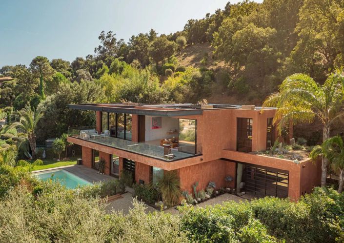 Image No.7-5 Bed House for sale