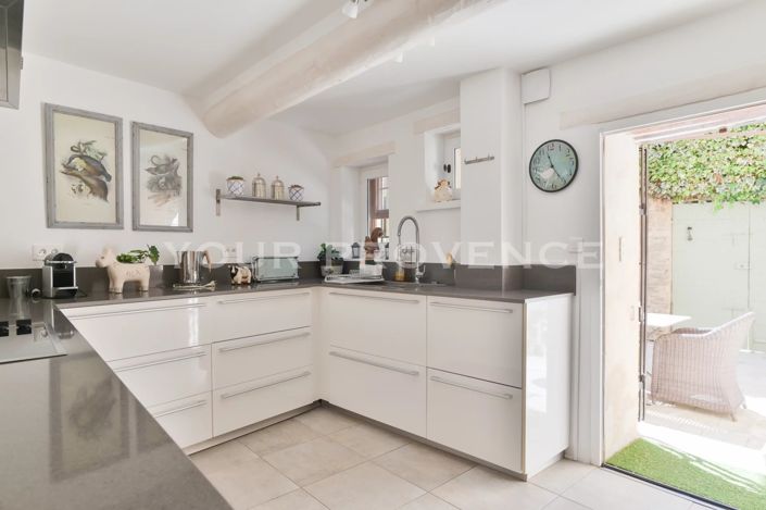 Image No.13-3 Bed House for sale