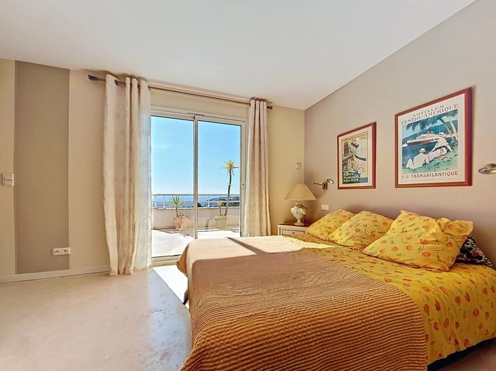 Image No.10-4 Bed House for sale