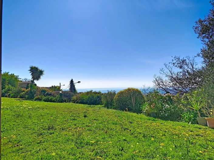 Image No.17-4 Bed House for sale