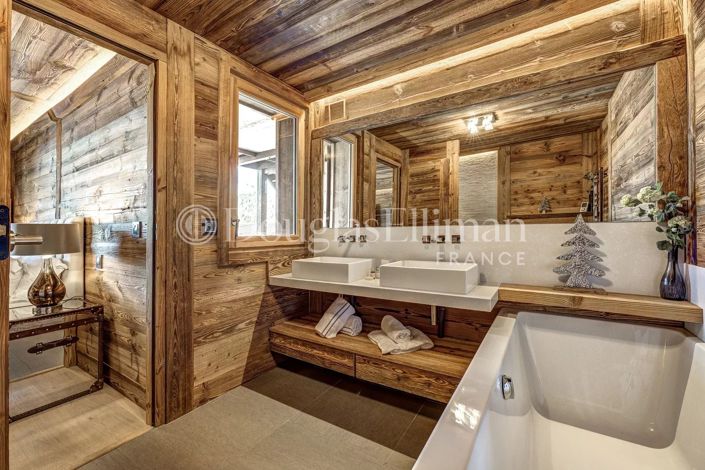 Image No.17-5 Bed House for sale