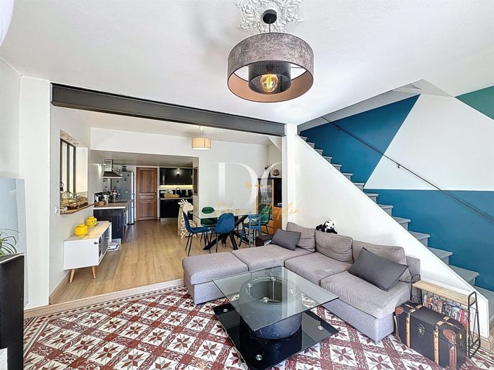 Image No.6-2 Bed House for sale