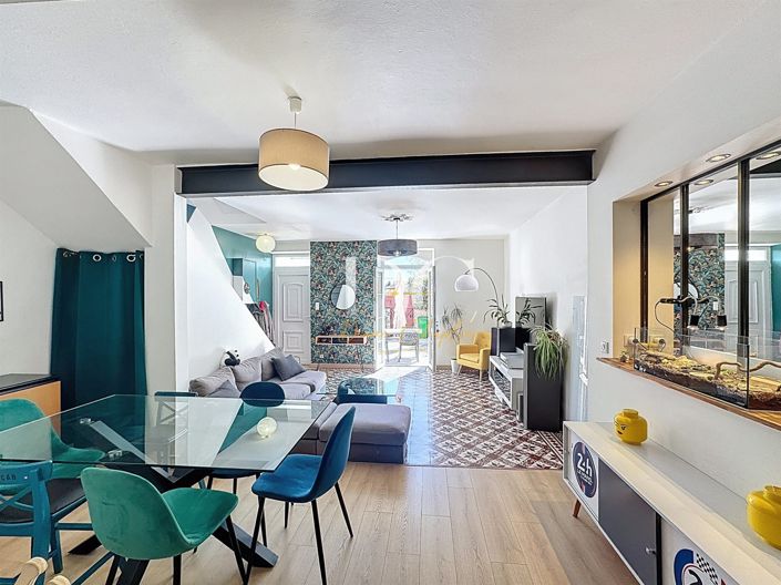 Image No.7-2 Bed House for sale