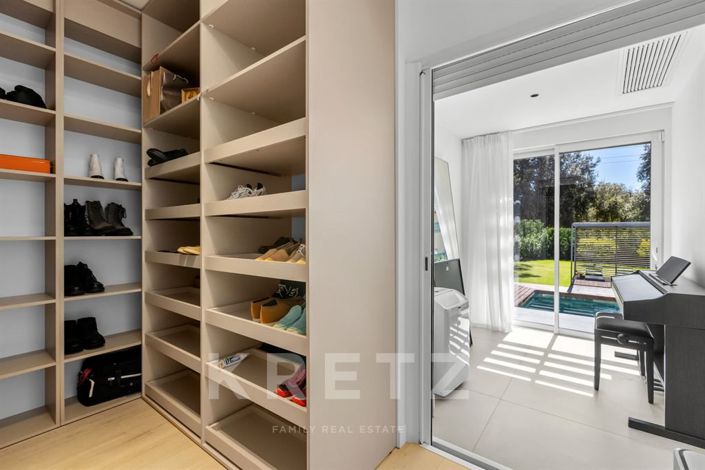 Image No.13-Propriété de 7 chambres à vendre à Valbonne