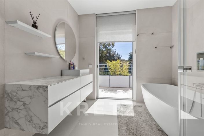 Image No.18-Propriété de 7 chambres à vendre à Valbonne