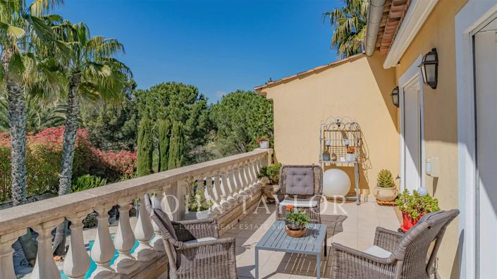 Image No.3-4 Bed House for sale