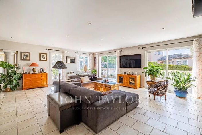 Image No.8-Maison de 4 chambres à vendre à Les Adrets-de-l'Estérel